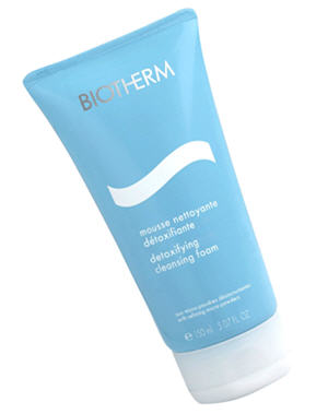 Mousse nettoyante détoxifiante de Biotherm