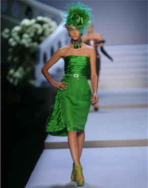 10 robes en Technicolor : robe bustier verte de Christian Dior