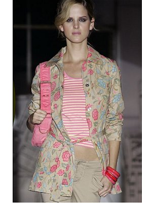 Tendance "Fleurs" : Veste "Casual" de Mango